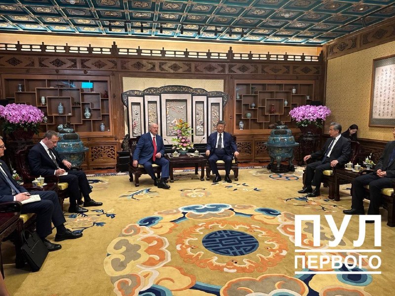 Лидеры Беларуси и Китая провели длительные переговоры