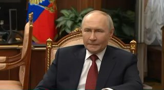Financial Times: Путин использовал телесуфлер во время интервью