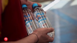 В метро Москвы начали раздавать бесплатную воду из-за жары