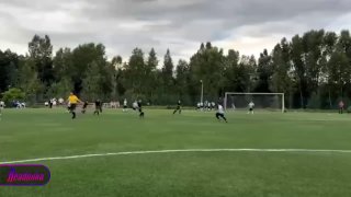 Футбольный судья напал на детского тренера в Уфе прямо во время матча