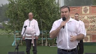 «Мокрый - точно все запомнят». Виталий Хоценко поздравил Седельниково с юбилеем
