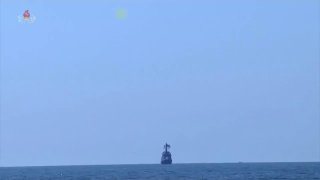 КНДР впервые испытала запуск стратегической ракеты с борта новейшего эсминца «Кан Гон»