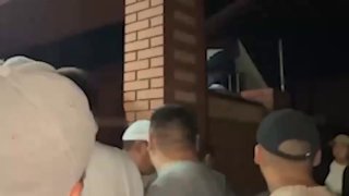 Волонтеры штурмовали дом в Туве по наводке ясновидящей в поисках пропавших девочек