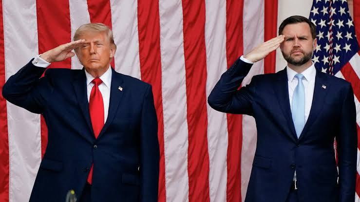 Трамп видит в Джей Ди Вэнсе своего преемника на посту главы США