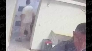 Мать, ранившую сына ножом в ПВЗ, отправили в СИЗО