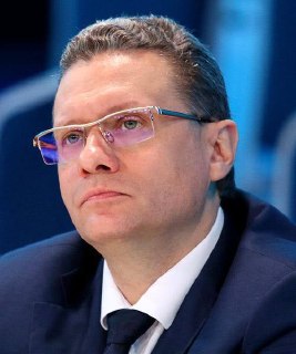 Губернатор Вологодской области Георгий Филимонов столкнулся с нехваткой топлива на трассе