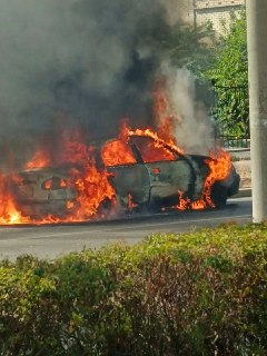 В результате сброса суббоеприпасов ВСУ на дороге в сторону Запорожской ТЭС тяжело ранен водитель автомобиля