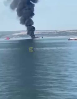 Иностранные моряки засняли атаки украинских дронов и работу истребителя Су-30