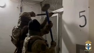 В Новосибирской области задержали более 50 помощников украинских мошенников