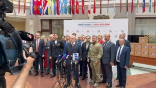 Пресс-подход лидера ПАРТИИ «РОДИНА» Алексея Журавлева