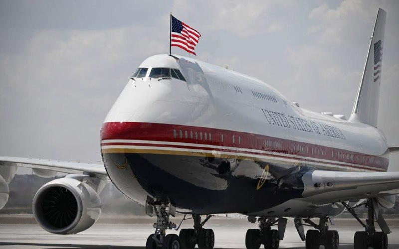 Секретная служба США рекомендовала Трампу использовать старый самолет Air Force One из соображений безопасности