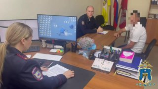 Гражданина Узбекистана с символикой ВСУ депортировали из России