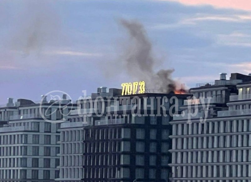 На Петровском острове в Санкт-Петербурге произошел пожар