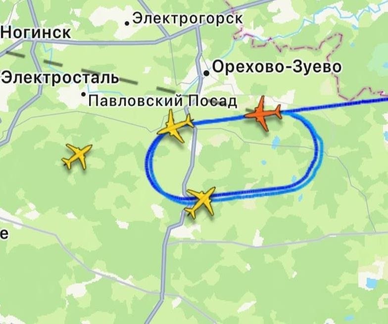 Из-за непогоды в небе над Москвой задерживаются рейсы из Еревана, Антальи и Минеральных Вод