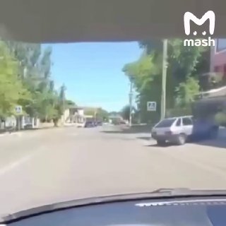 В Дагестане водителя наказали за перекрытие дороги свадебному кортежу