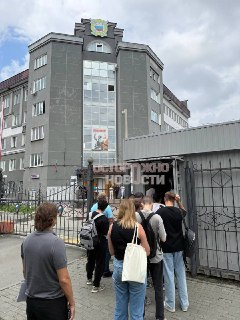 Магазины электроники в Челябинске скрылись с миллиардом рублей, собранным на предзаказах iPhone