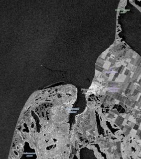 В Краснодарском крае из судна произошел разлив нефти, доступ к берегу ограничили