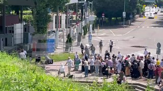 Польша и Эстония начали принуждать европейских туристов, едущих в Россию, к сотрудничеству с полицией