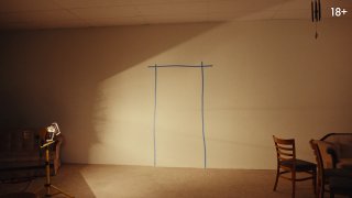 Фильм «The Backrooms» от студии A24 вышел в цифровом релизе