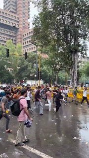 Массовые столкновения в Нью-Дели: полиция применила газ и дубинки против протестующих