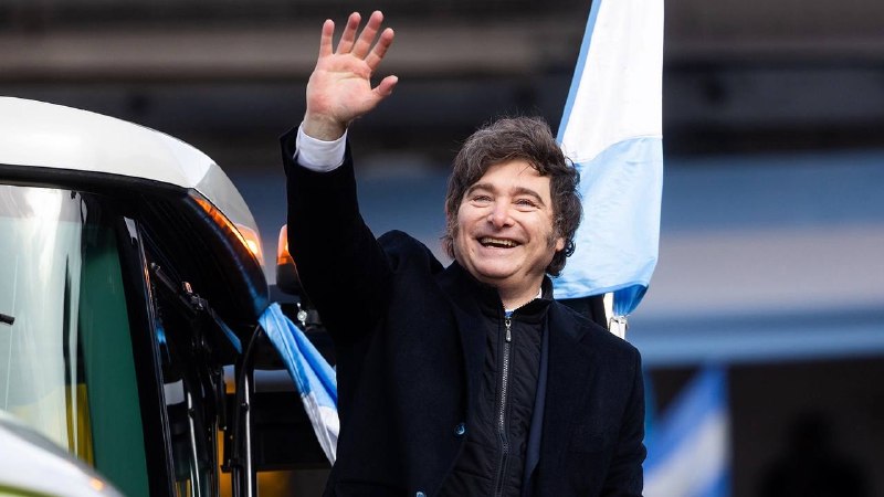 Президент Аргентины поблагодарил сборную после поражения в финале чемпионата мира