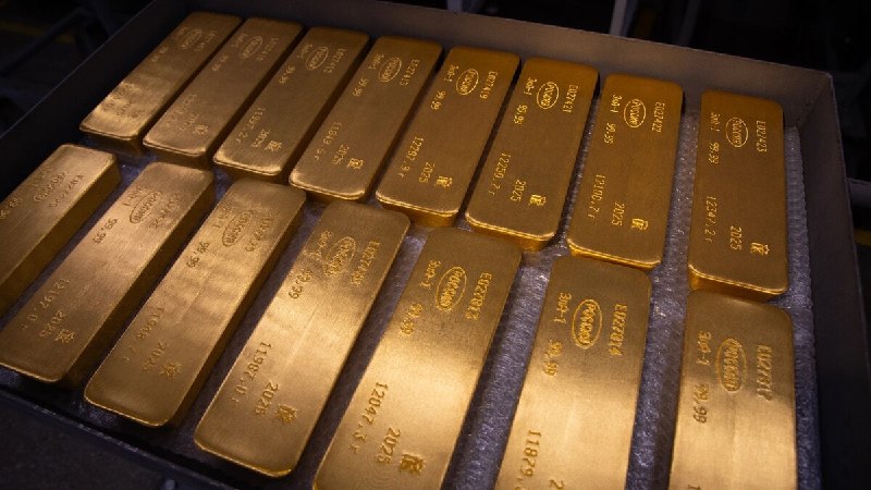 Золотые резервы Банка России упали до минимума с февраля 2020 года