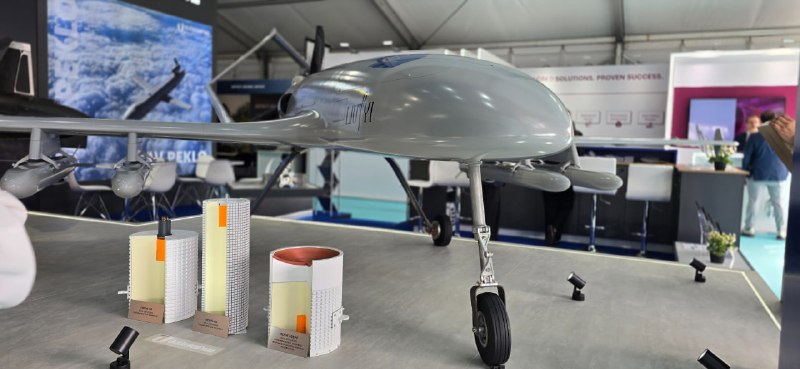 Представлены фото новой модификации украинского дрона Ан-196 "Лютый" и его ракет