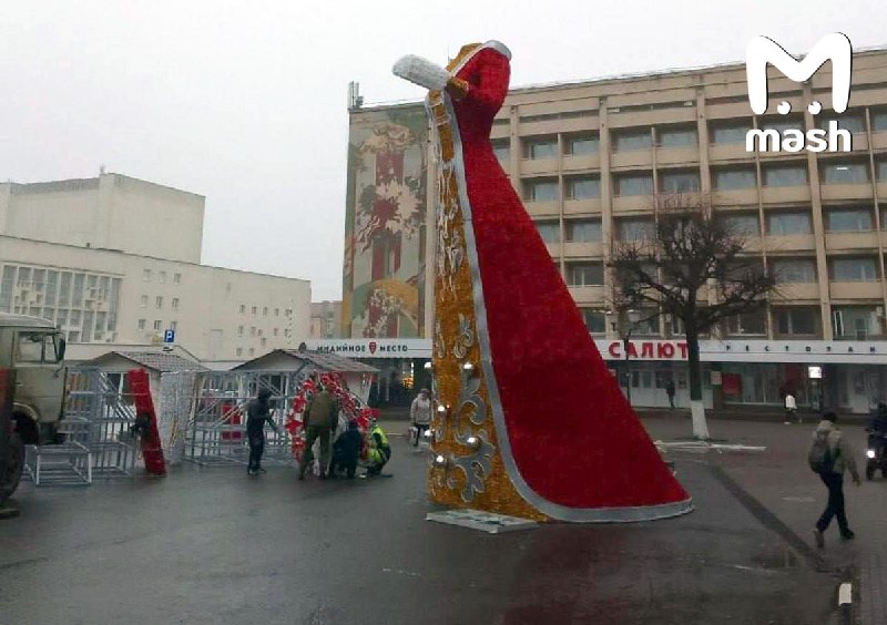 Снегурочка без головы: кринж из Орла обошелся в 17 миллионов рублей