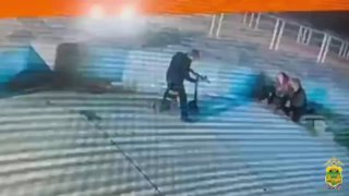 В Анапе неудавшийся грабитель на самокате получил травму и был задержан