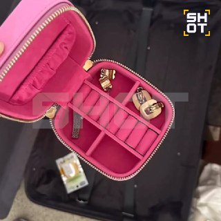 Россиянку обокрали в самолете Turkish Airlines