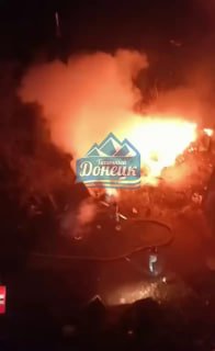 В Донецке упал и загорелся вражеский дрон