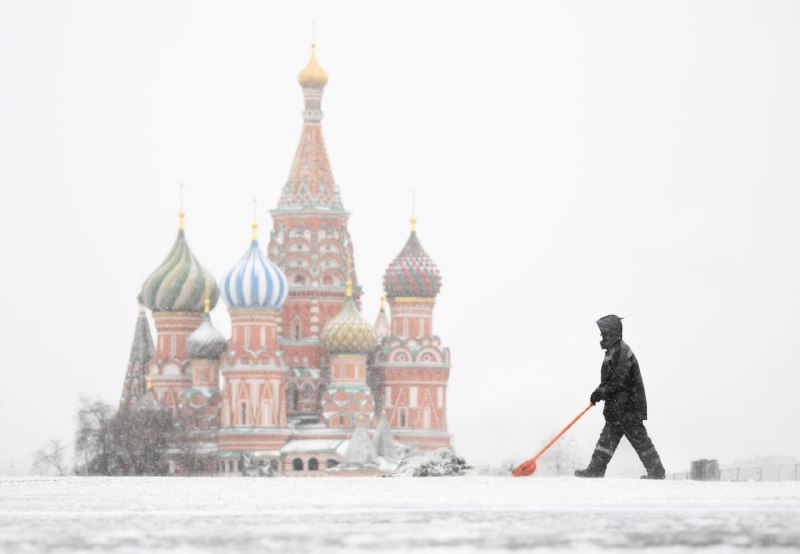 Снегопад накроет почти всю Россию