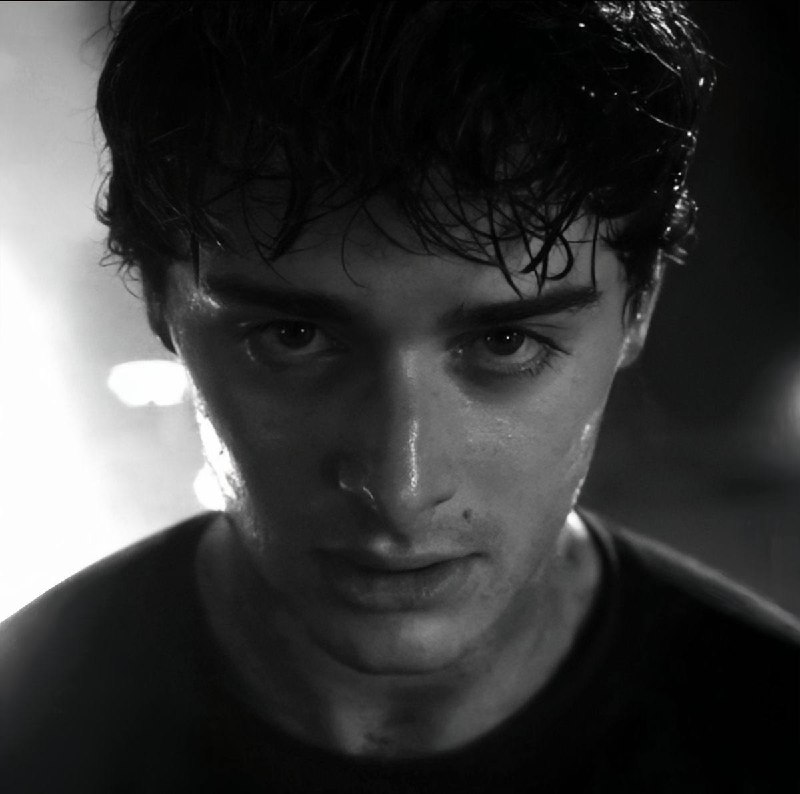 Проблемы со здоровьем у Ноа Шнаппа на съемках «Очень странных дел»