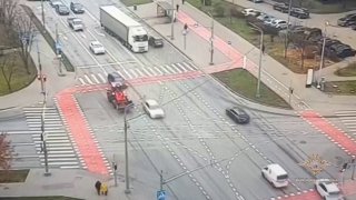 Сотрудник ГАИ предотвратил ДТП в Москве