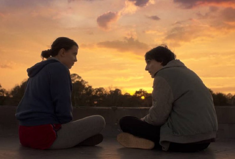 Милли Бобби Браун мечтает о свадьбе Оди и Майка в финале «Очень странных дел»