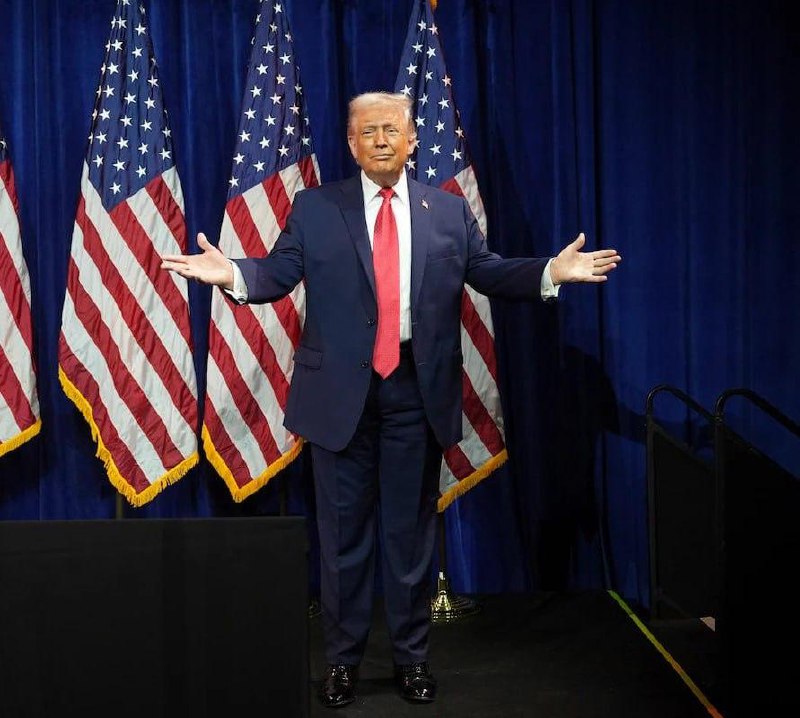 Трамп пошутил о Нобелевской премии и войне