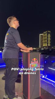 В Дубае сыграли в самый большой в мире «Тетрис»