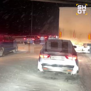 Крупная авария на трассе М-11 образовала 20-километровую пробку