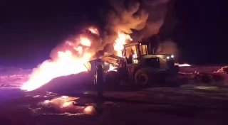 Пожар на нефтепроводах в Сирии