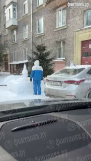 В Петербурге создают снежные скульптуры