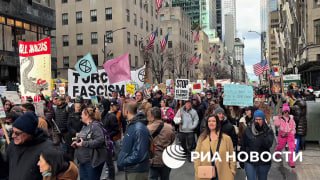 В Нью-Йорке протестовали против политики Трампа