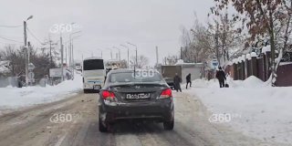 В Подмосковье продолжают ликвидировать последствия снегопада